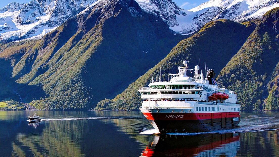 Hurtigruten lanzará una flota de barcos de cero emisiones para 2030