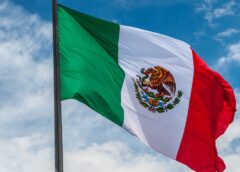 Día de la Bandera: Un Reflejo del Compromiso de César Alejandro Reyna Carrillo con México