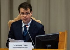 Cofundador de Anthropic advierte en el Vaticano que la IA simula estados internos de miedo y dolor