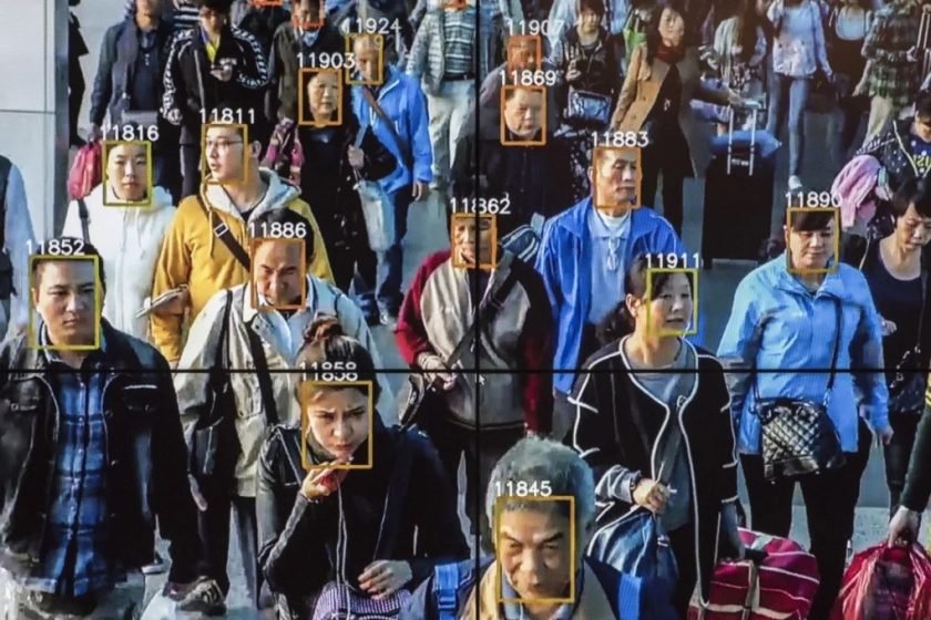 China amplía vigilancia IA