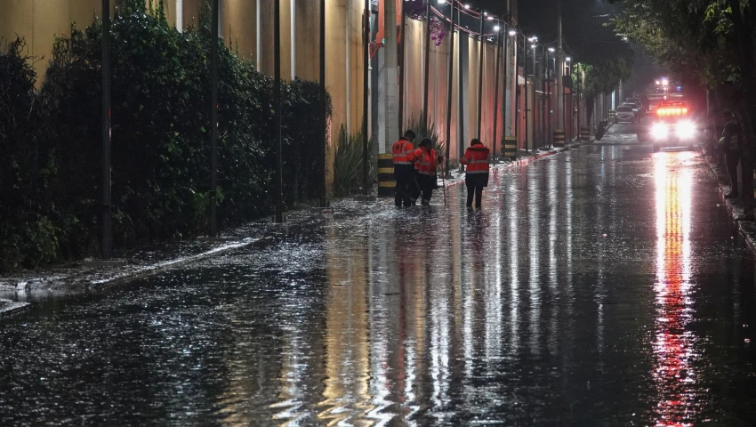 por qué llueve el 3 de mayo
